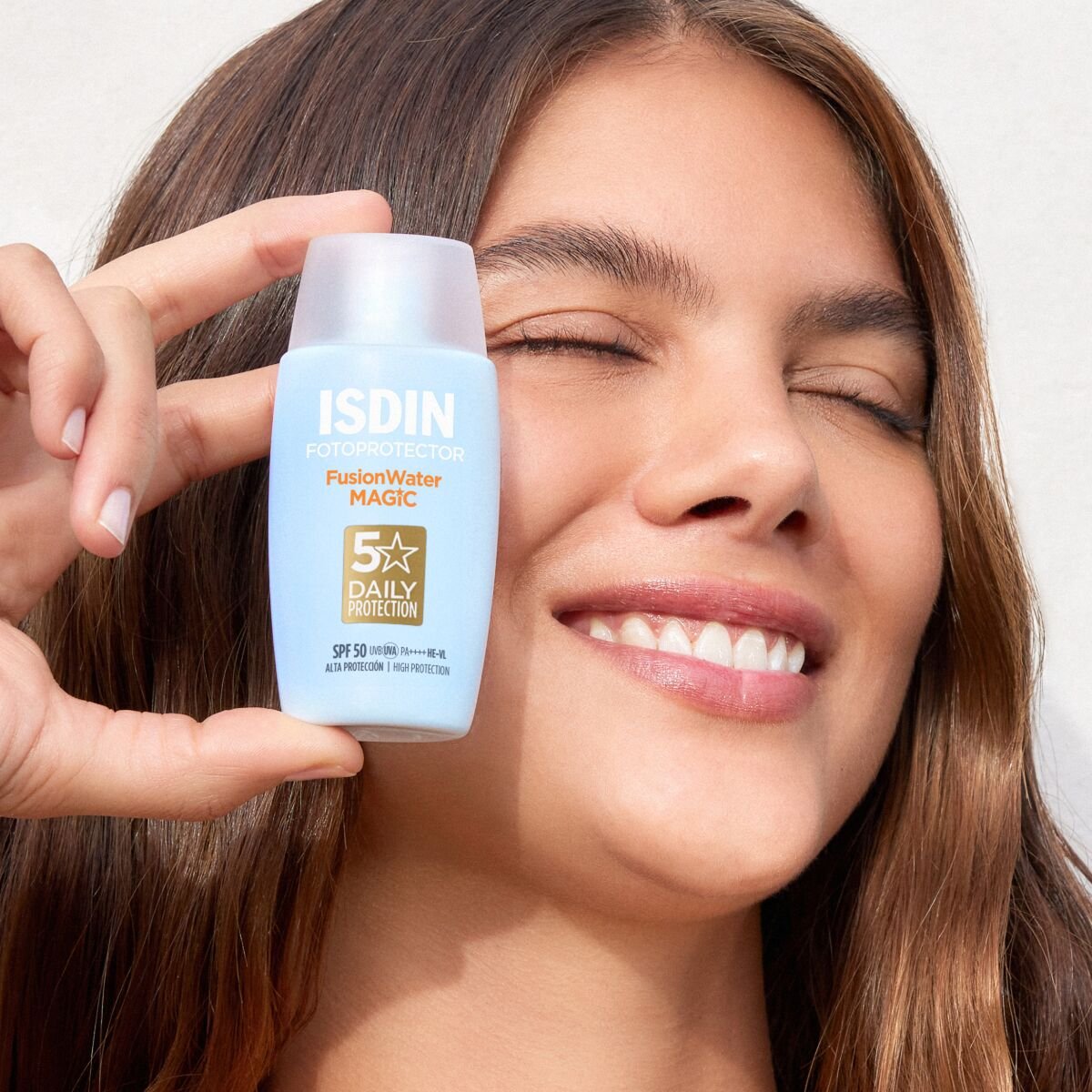 ISDIN Fusion Water MAGIC SPF 50 – Image 10